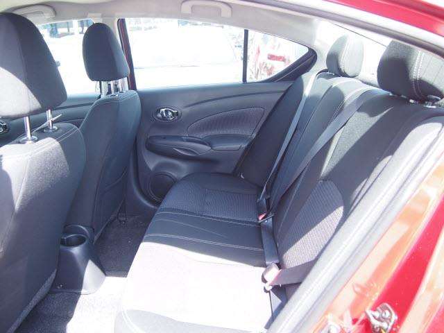 2017 Nissan Versa 1.6 SL 4dr Sedan